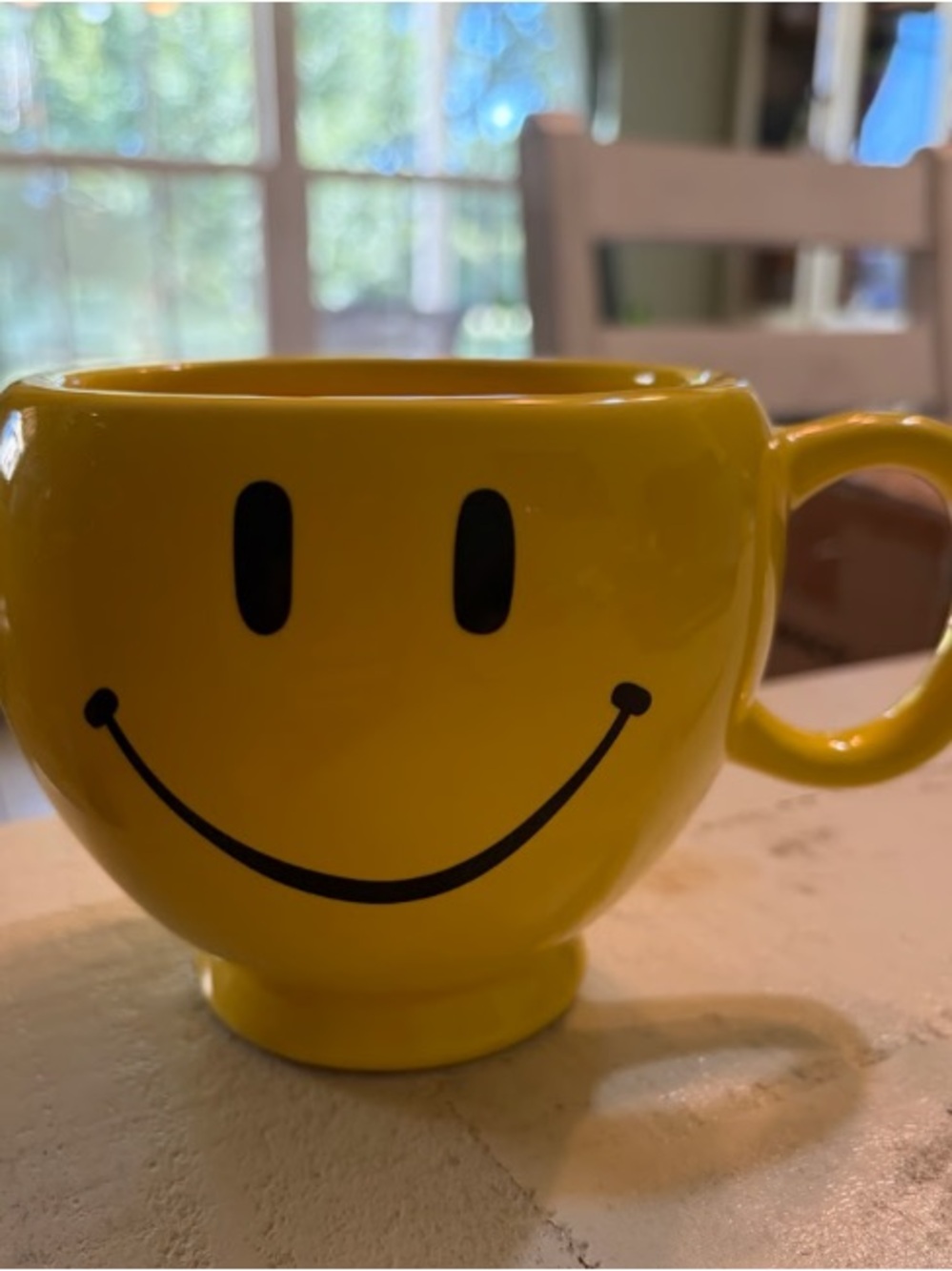 Yellow Smiley Ceramic Mug with Handle - Cheerful Drinkware